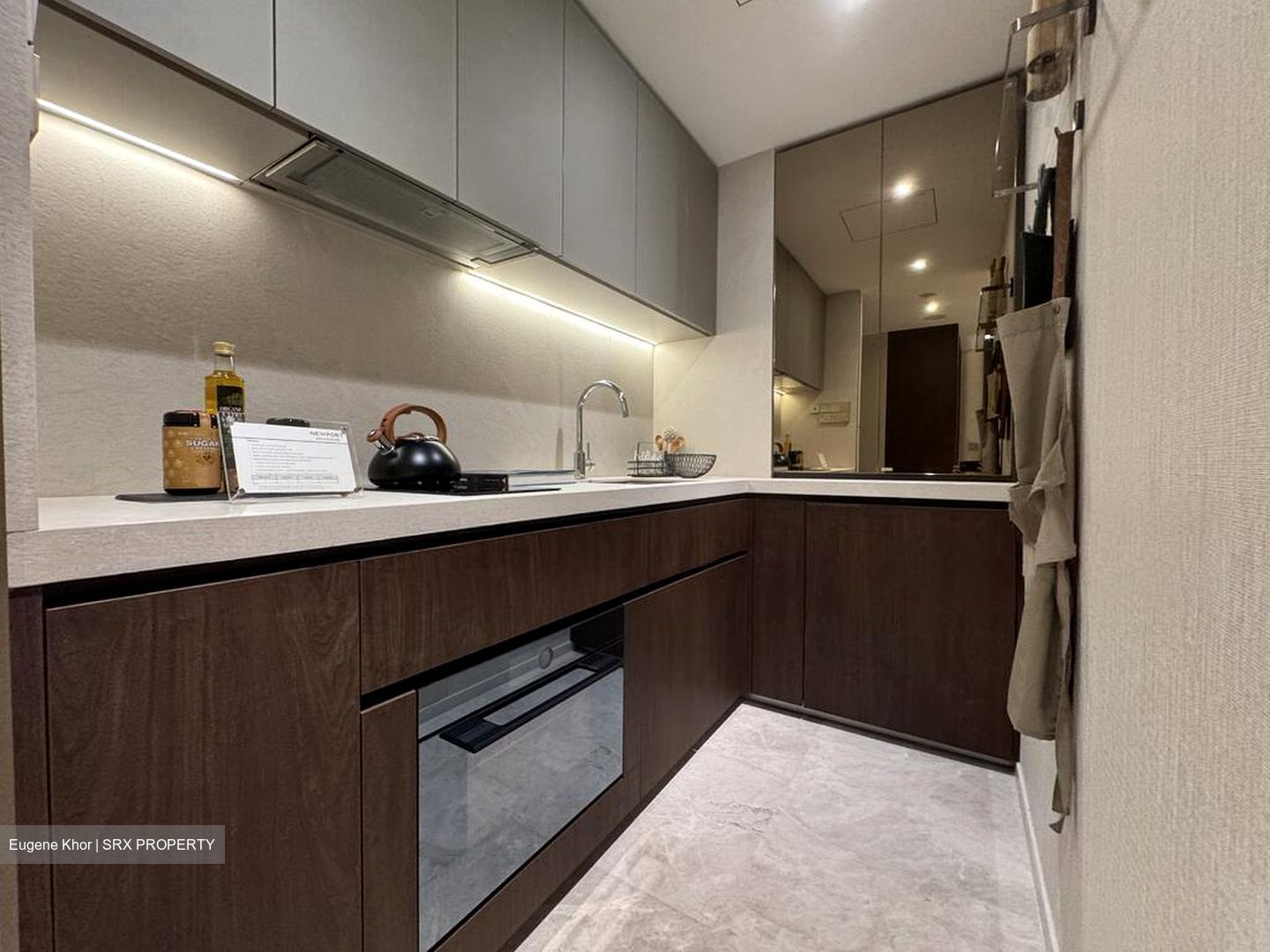 Shenton Way (D2), Condominium #524693411